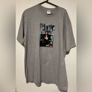 Supreme Men’s Tee Size XL